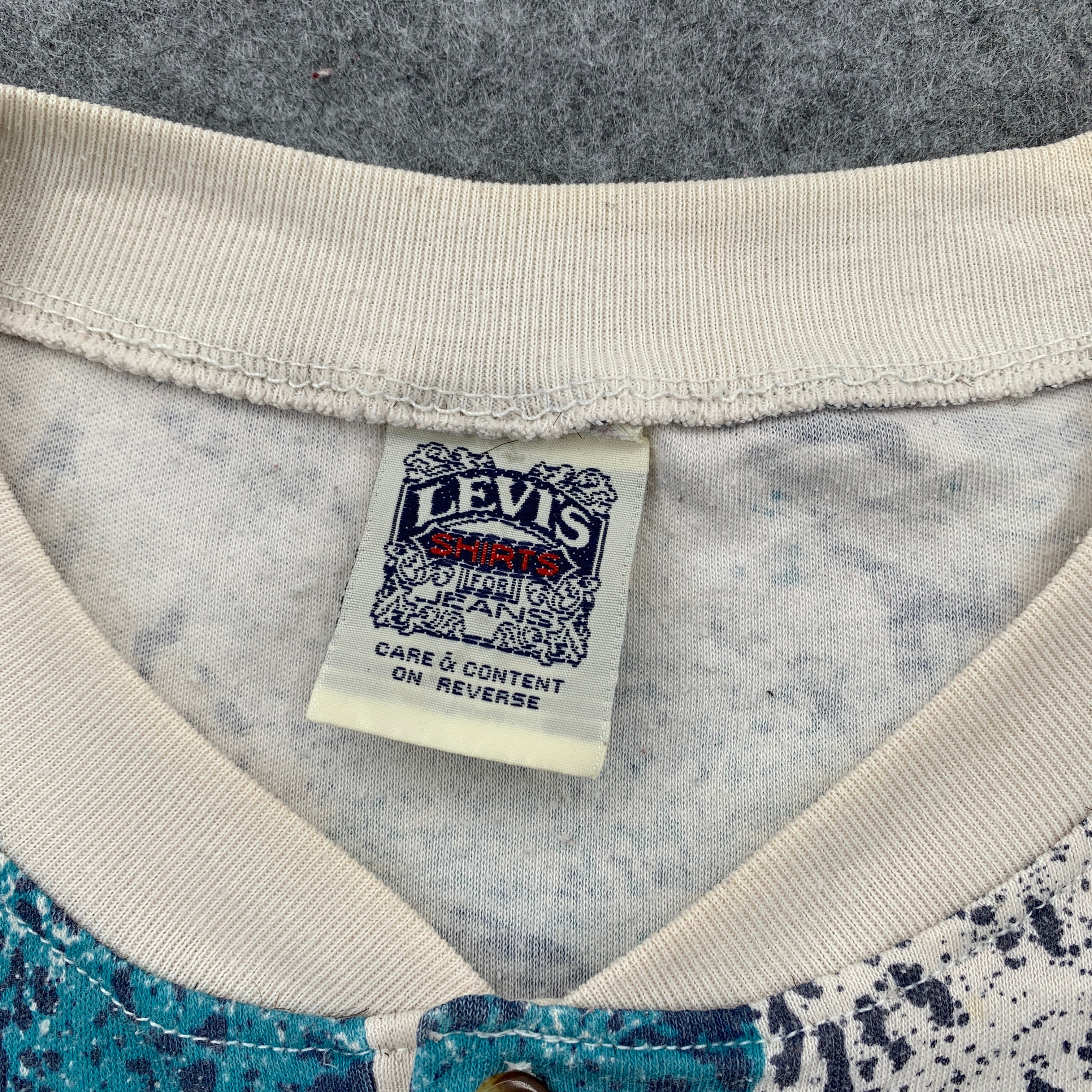 Levis