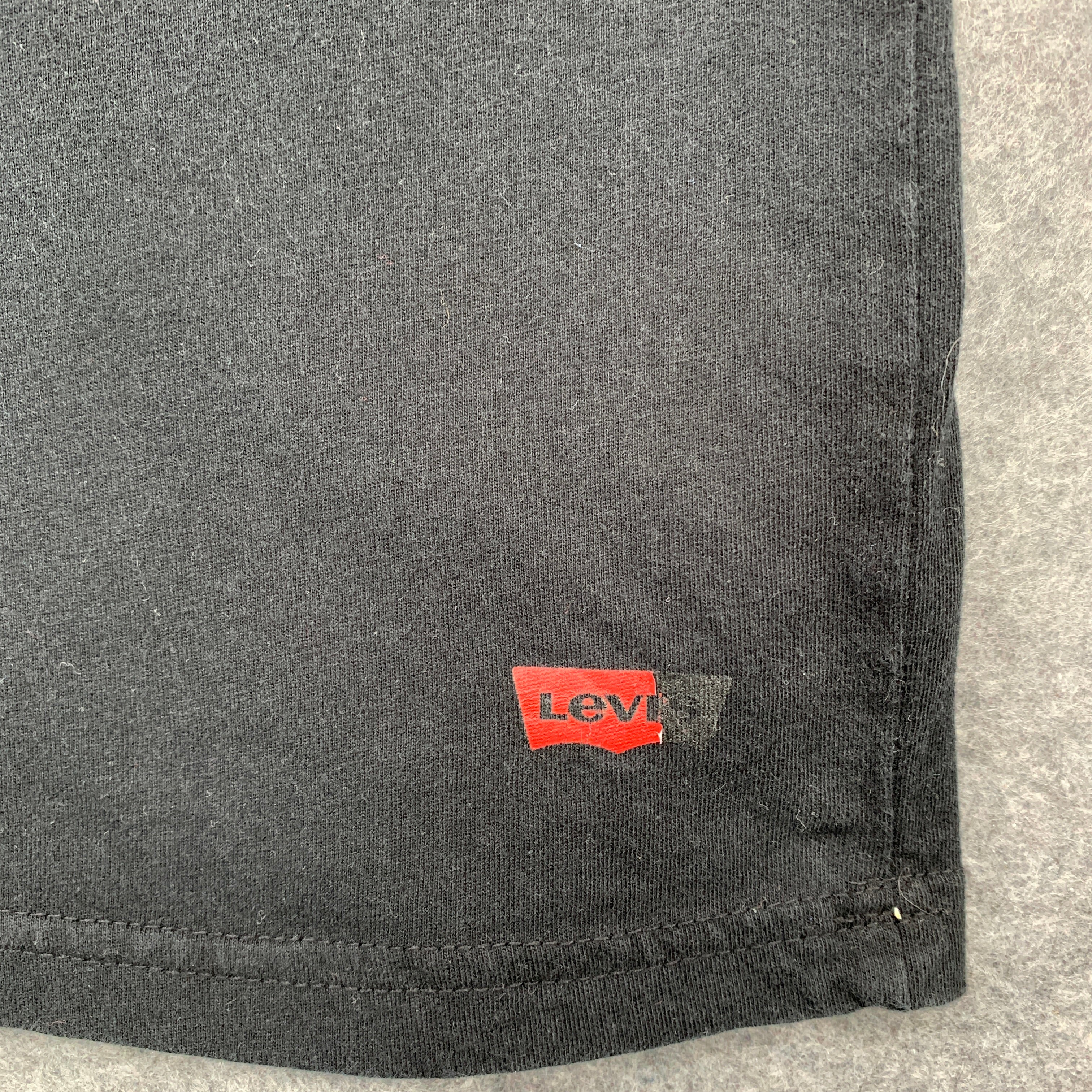 Levis