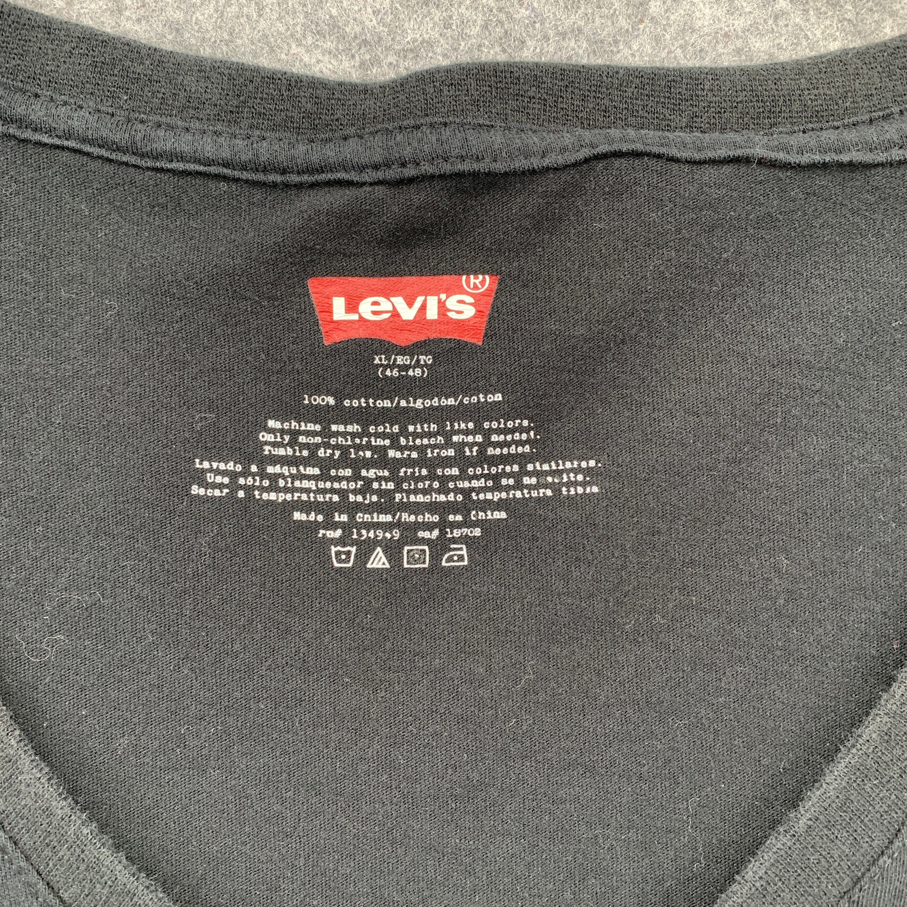 Levis