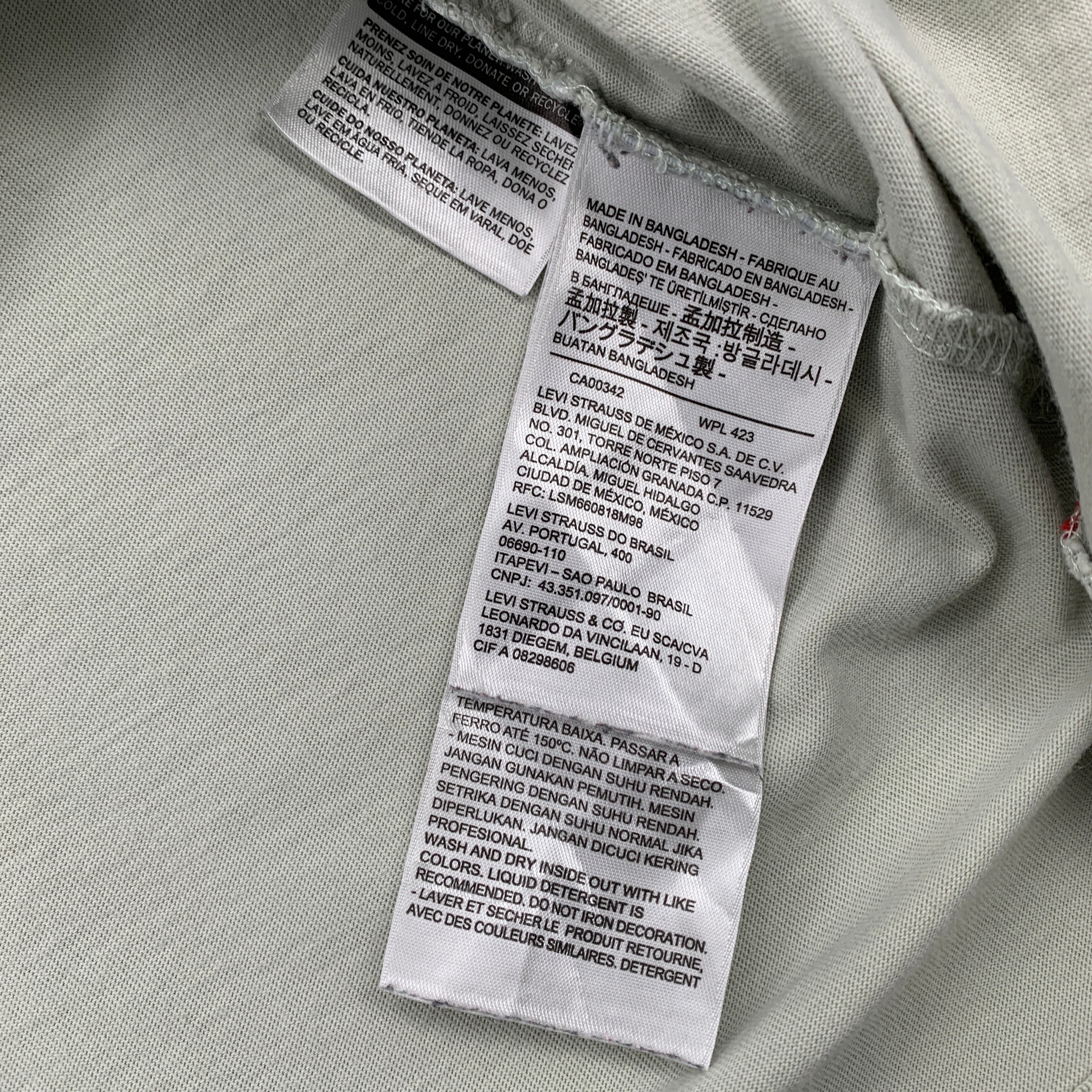 Levis